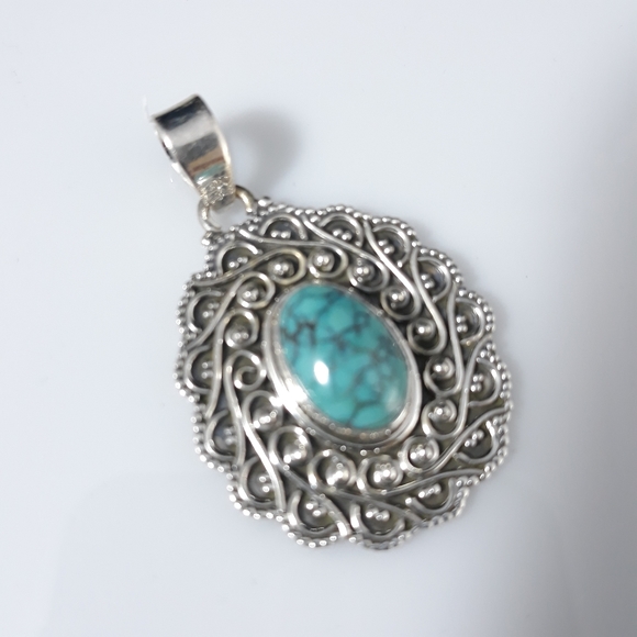 Turquoise .925 Silver Pendant - Picture 5 of 5